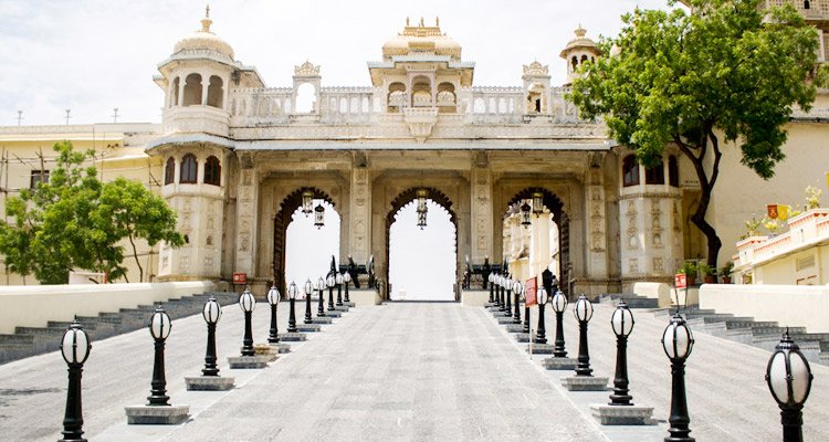 city palace udaipur